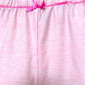 New Jaclyn Intimates soft Pink shorts, cute darker pink stitching & bow. Size L